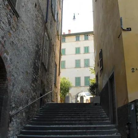 Al Vicolo 3*