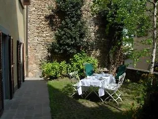 Al Vicolo Bed and Breakfast 3*